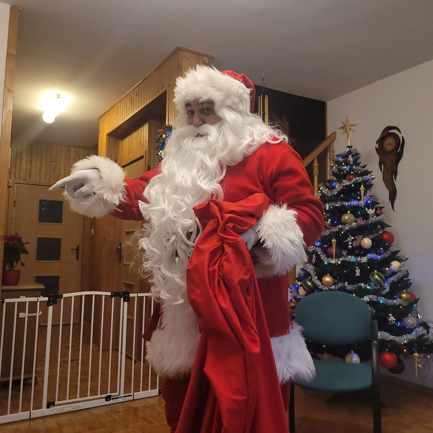 Mikołaj jest do wynajęcia przez cały grudzień
